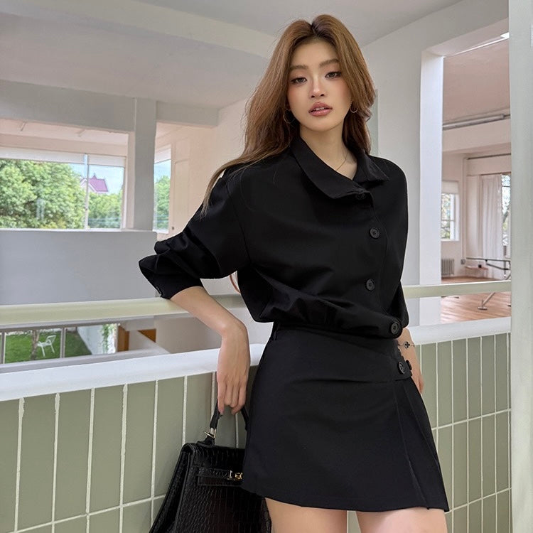 Black Button Long-Sleeve Pleated Dress