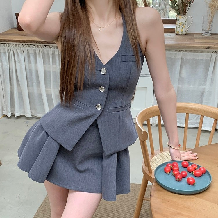 Grey Vest Skirt Back Ribbon Set