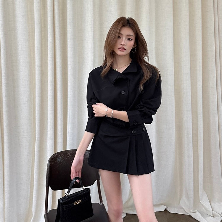 Black Button Long-Sleeve Pleated Dress
