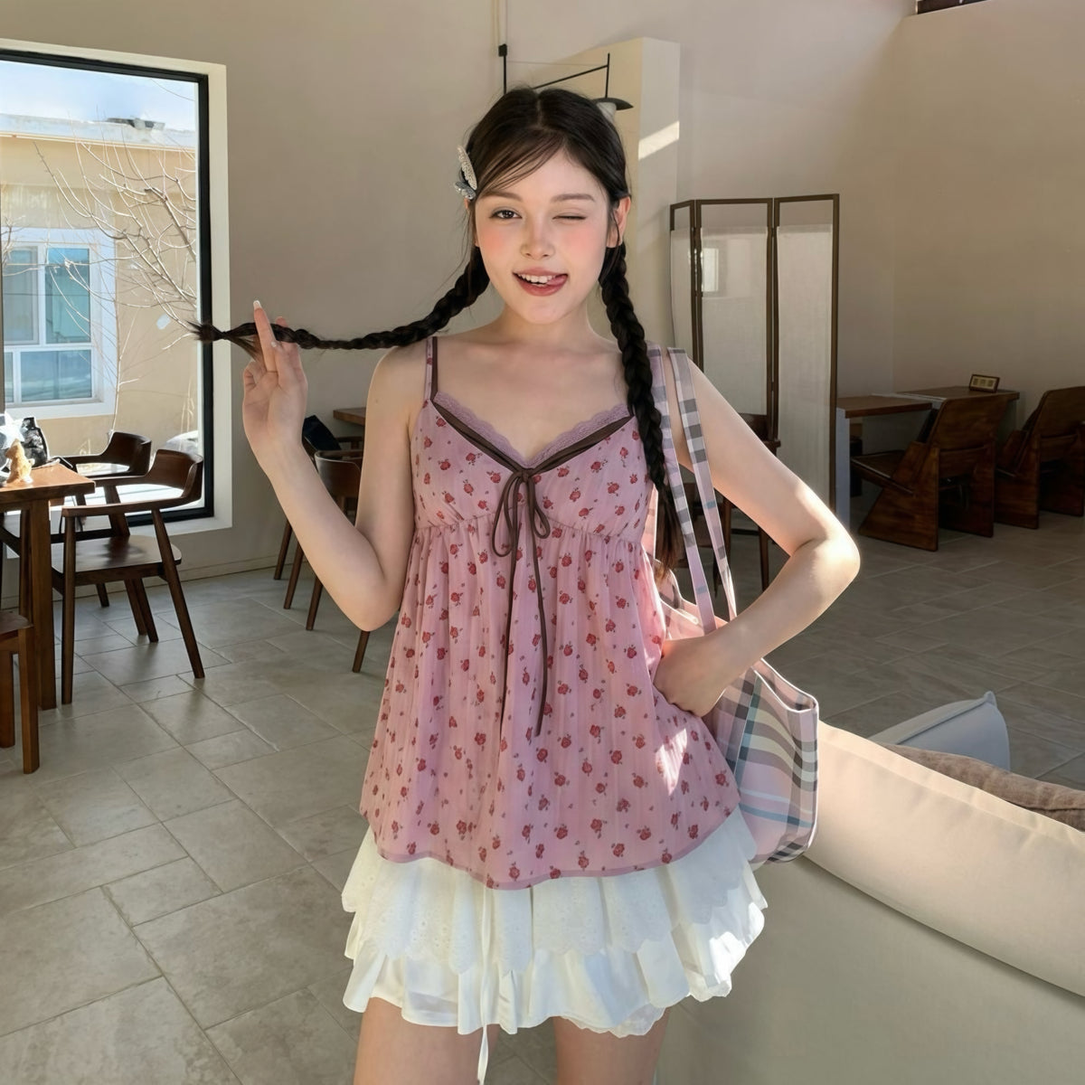 Vintage Floral Lace Trim Camisole