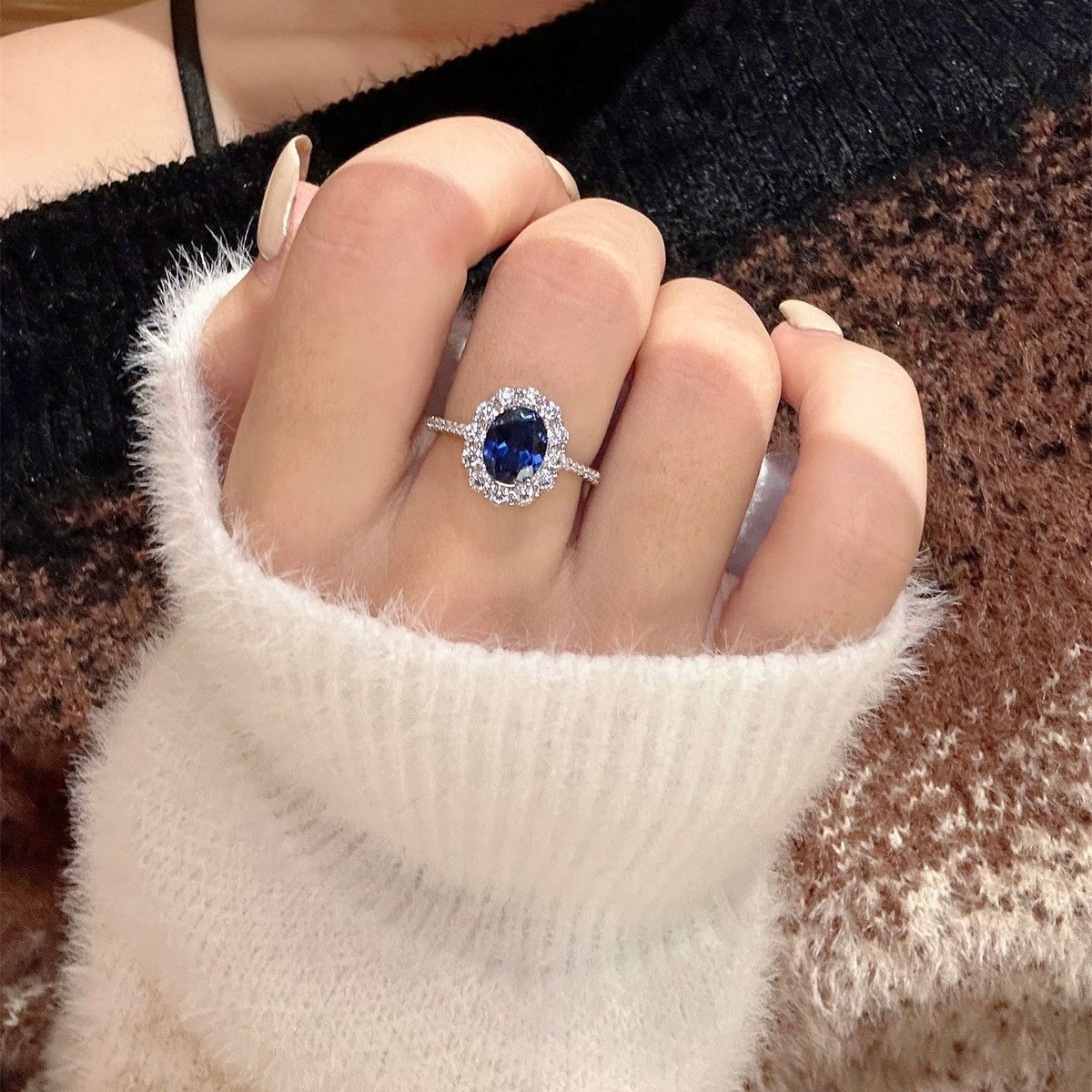 Oval Sapphire Diamond Halo Ring S925