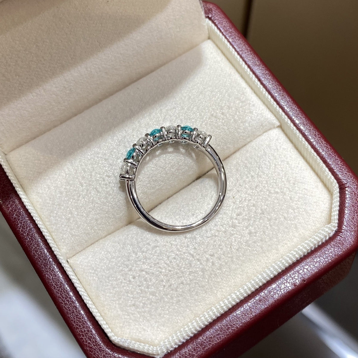 Oval Aquamarine & Diamond Band S925